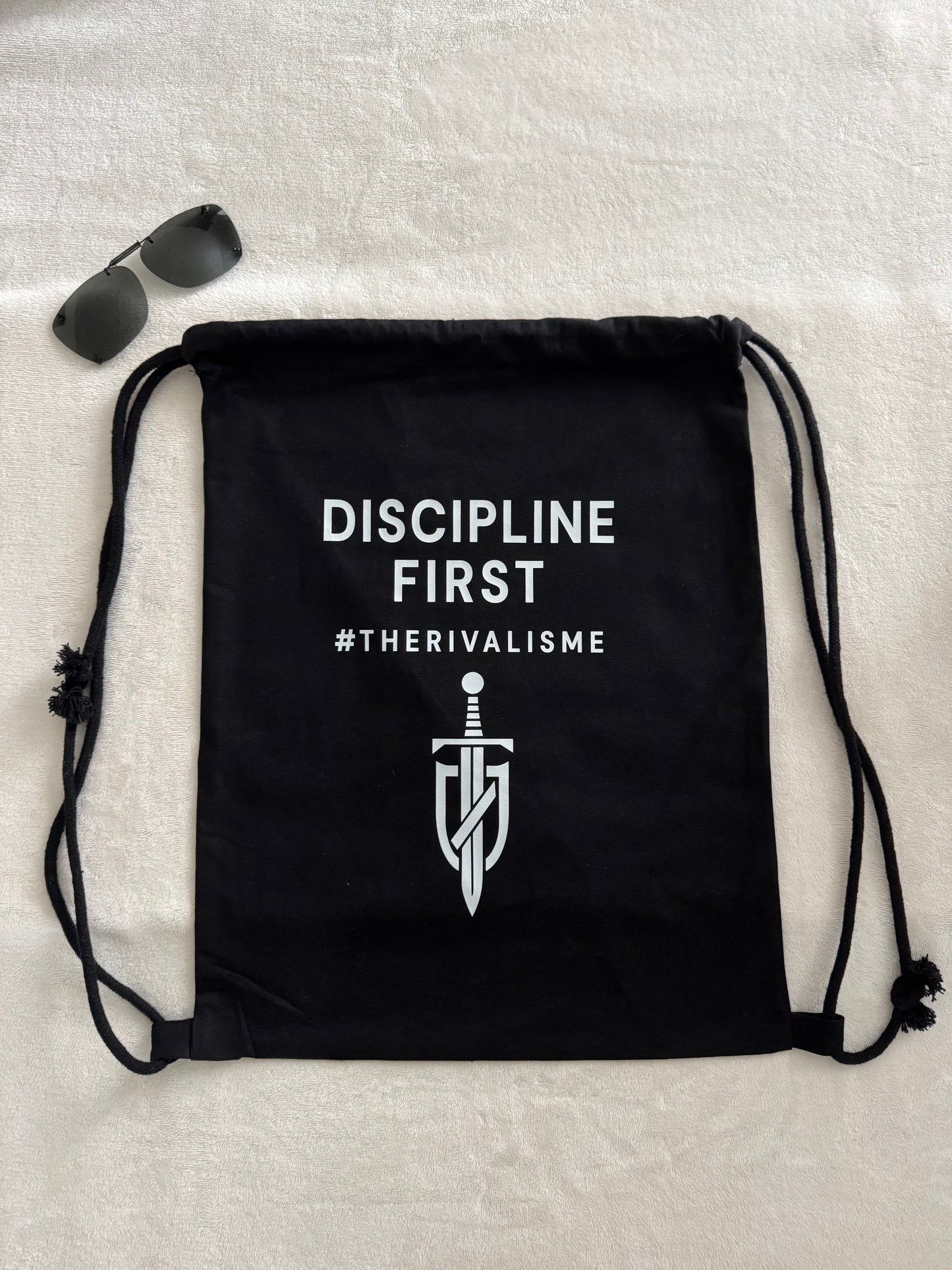 001: DISCIPLINE FIRST BLACKOUT BAG